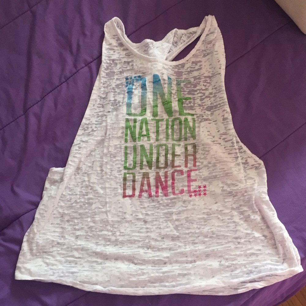 Dance Tank Top w/ twist back. Small
